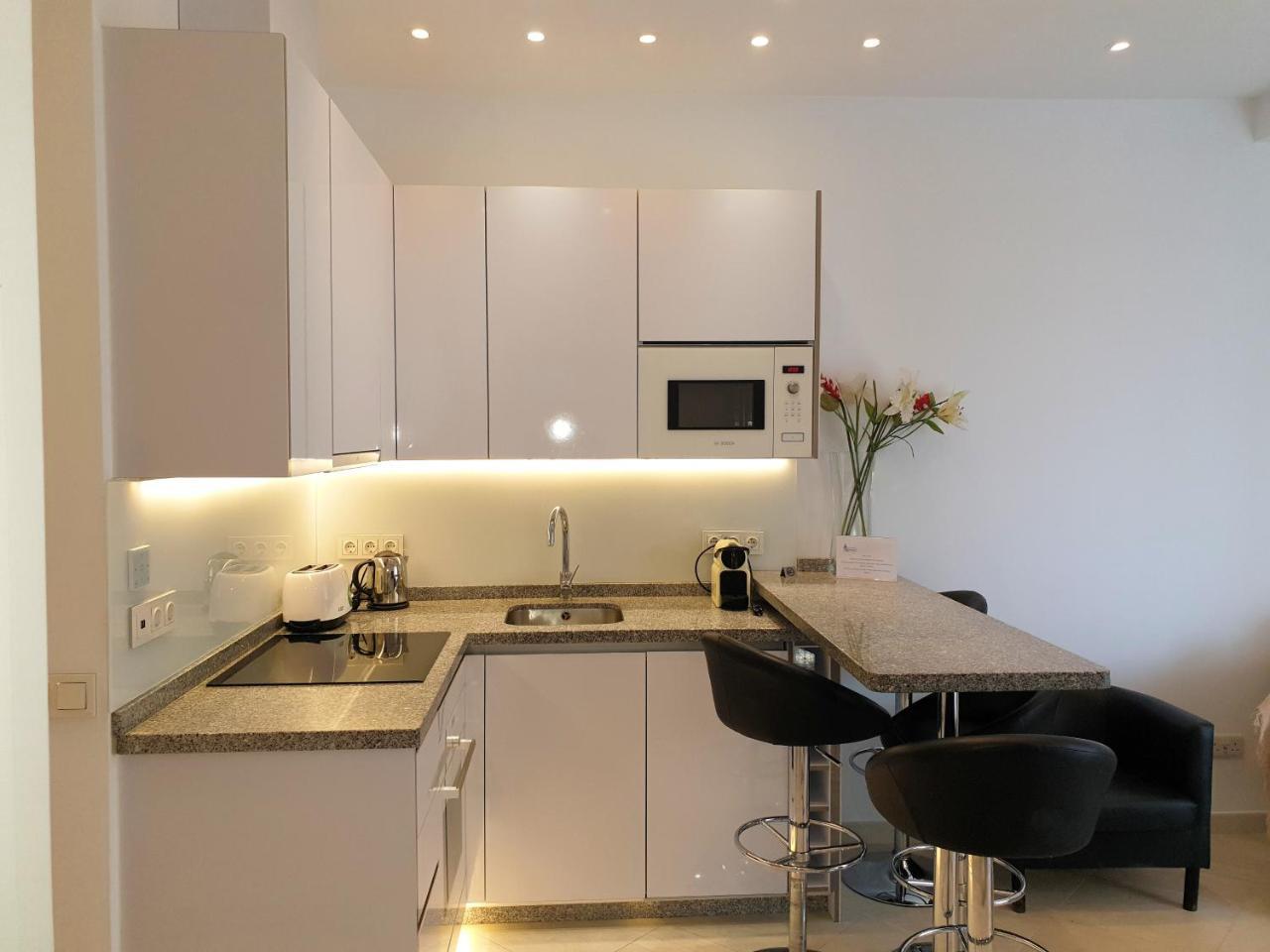 Skol Apartments マルベーリャ エクステリア 写真